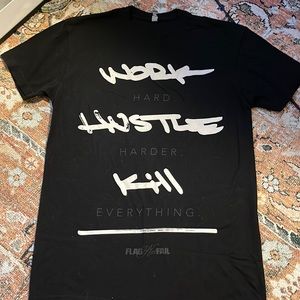 Flag nor Fail tee - EUC - size small